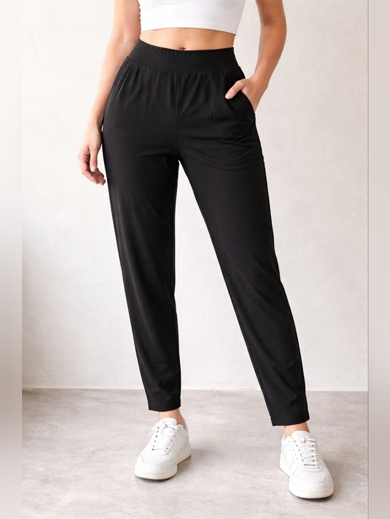 Athleta Pants - Athleta Black Tapered Pull-On Pants Commuter Travel